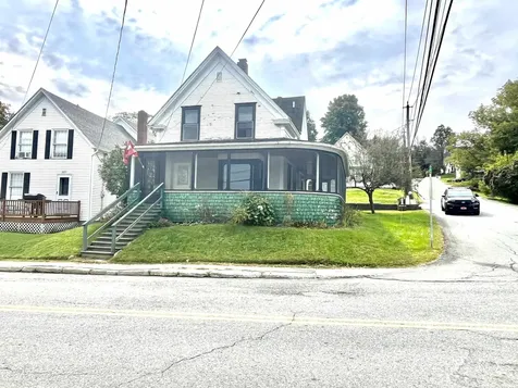 122 Cross Street Newport City VT 05855