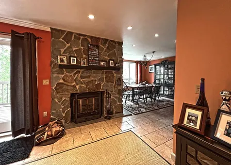 7e Black Pine Extension Dover VT 05356