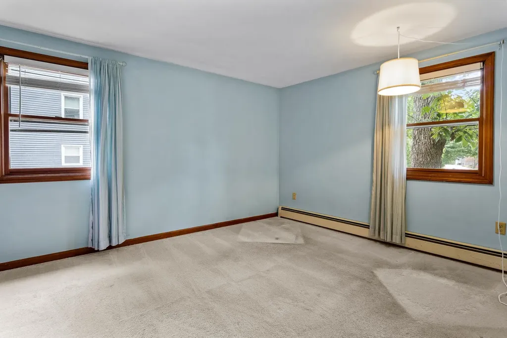 19 Veronica Avenue Salem NH 03079