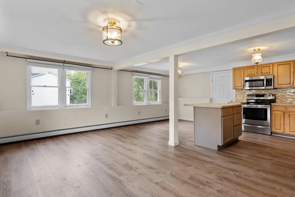 19 Veronica Avenue Salem NH 03079