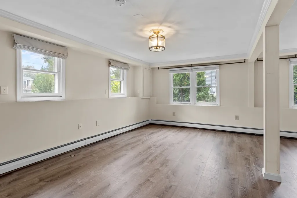 19 Veronica Avenue Salem NH 03079