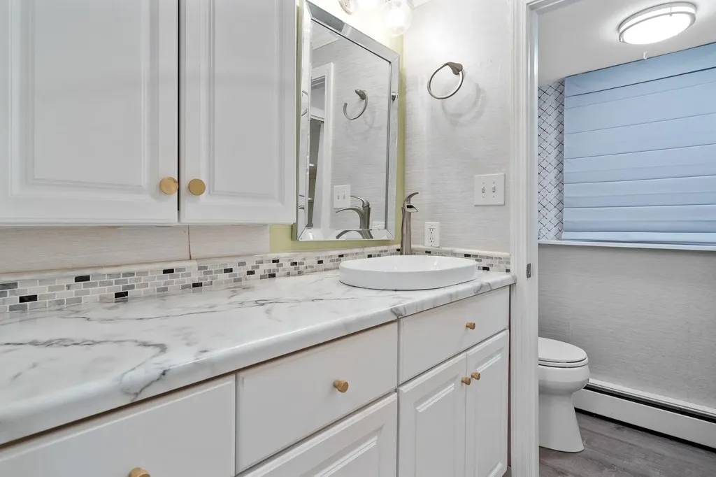 19 Veronica Avenue Salem NH 03079