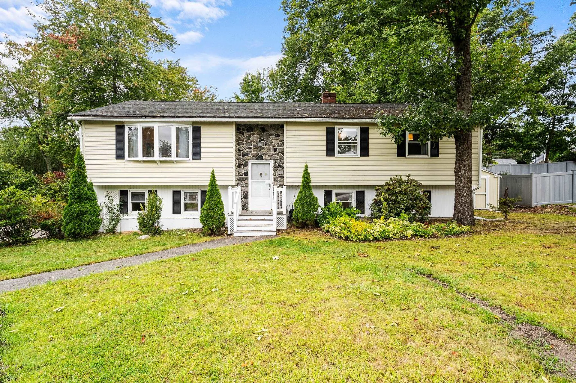 19 Veronica Avenue Salem NH 03079