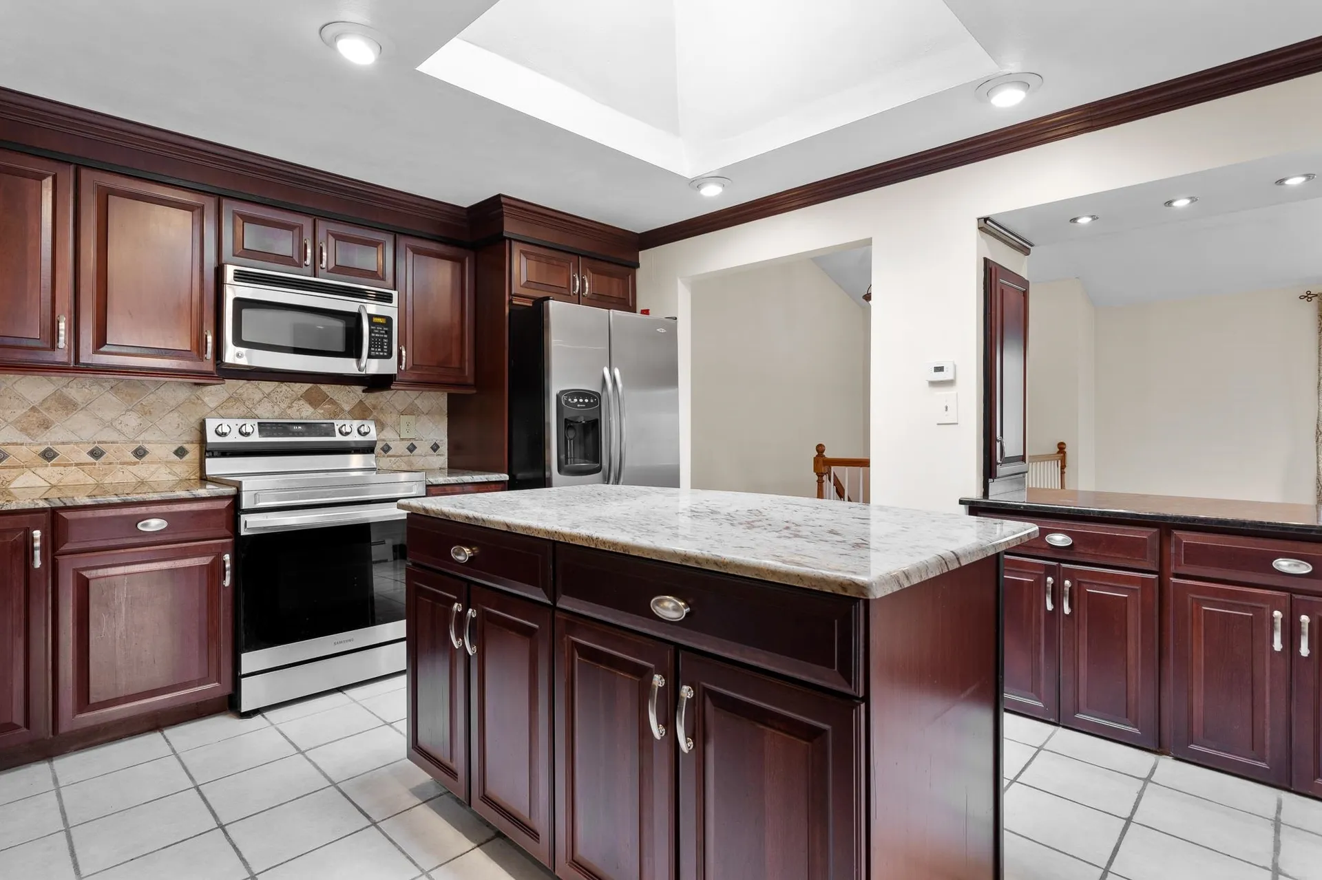 19 Veronica Avenue Salem NH 03079