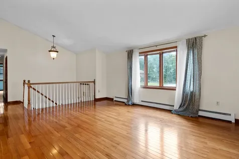 19 Veronica Avenue Salem NH 03079