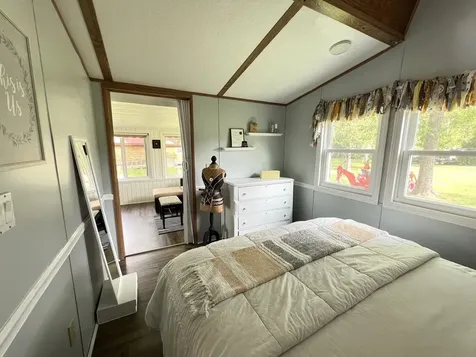 5 Whites Lane Grand Isle VT 05458