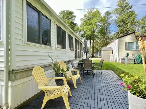 5 Whites Lane Grand Isle VT 05458