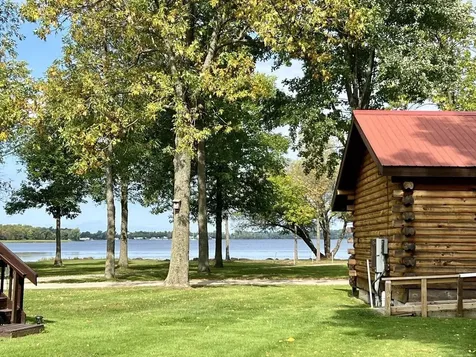 5 Whites Lane Grand Isle VT 05458