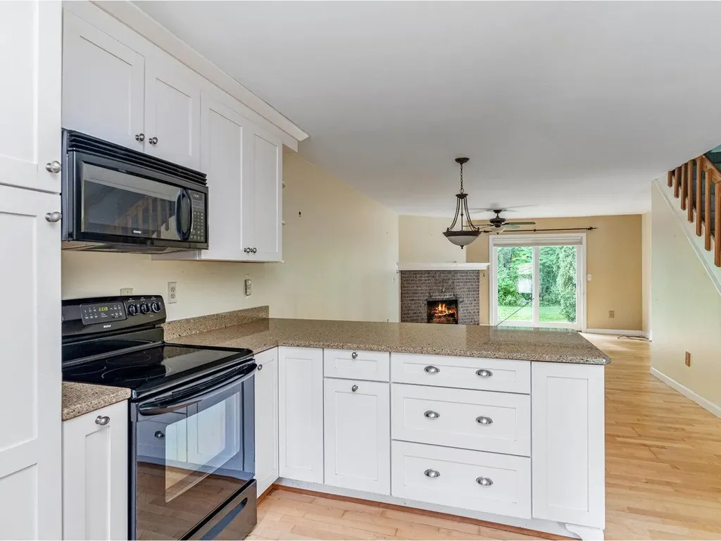 178 Locust Hill Shelburne VT 05482