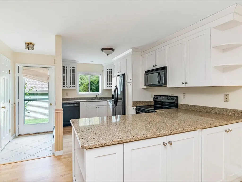 178 Locust Hill Shelburne VT 05482