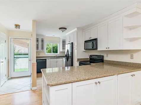 178 Locust Hill Shelburne VT 05482