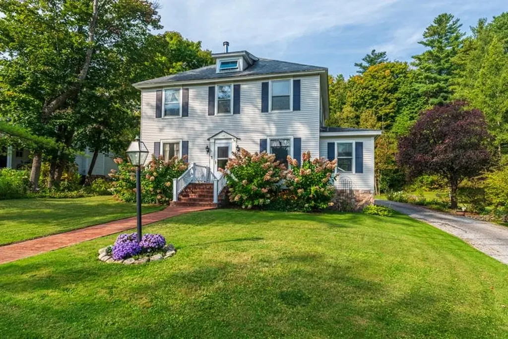 139 Franklin Avenue Manchester VT 05254