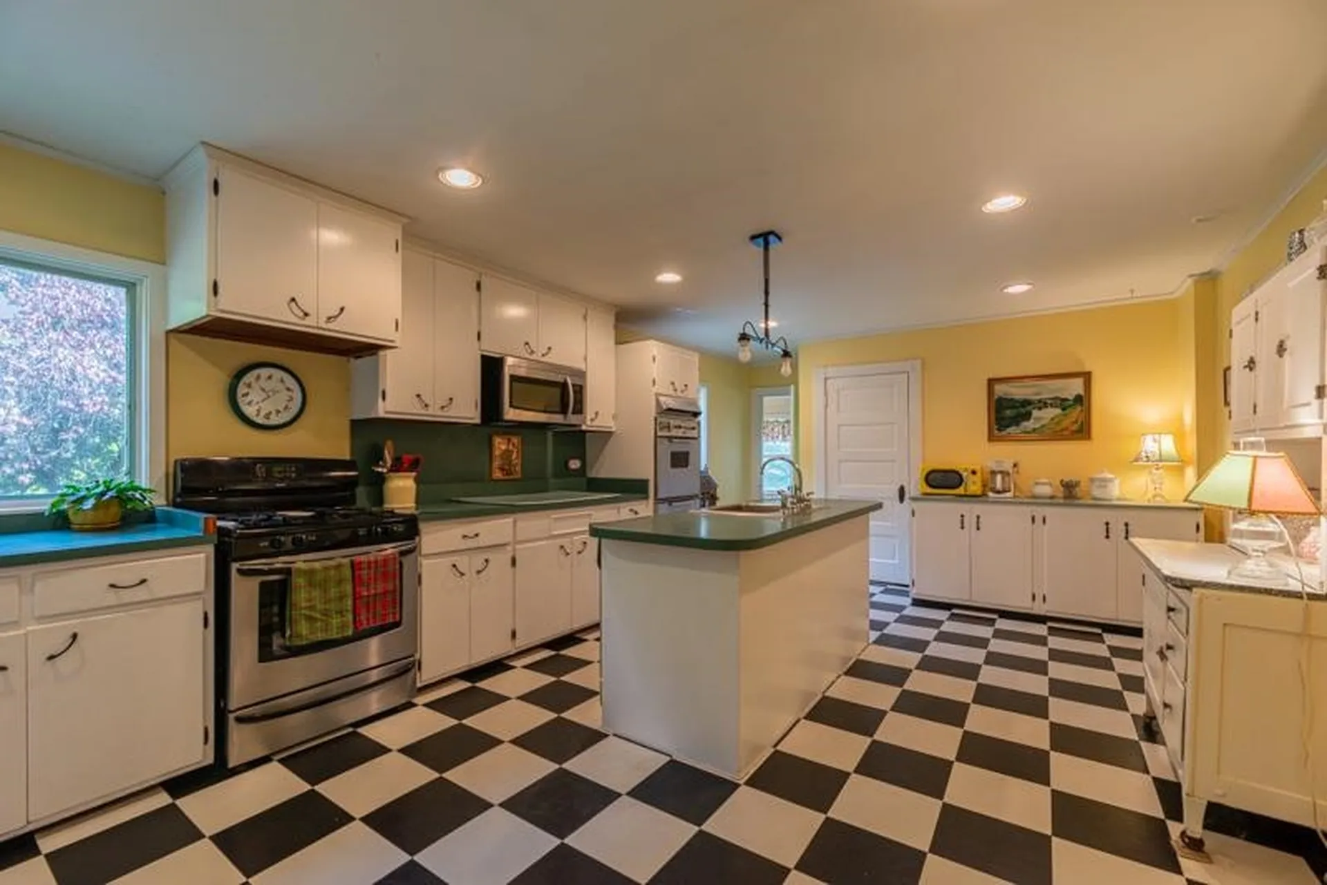 139 Franklin Avenue Manchester VT 05254