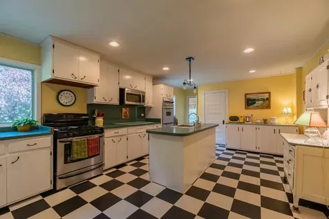 139 Franklin Avenue Manchester VT 05254