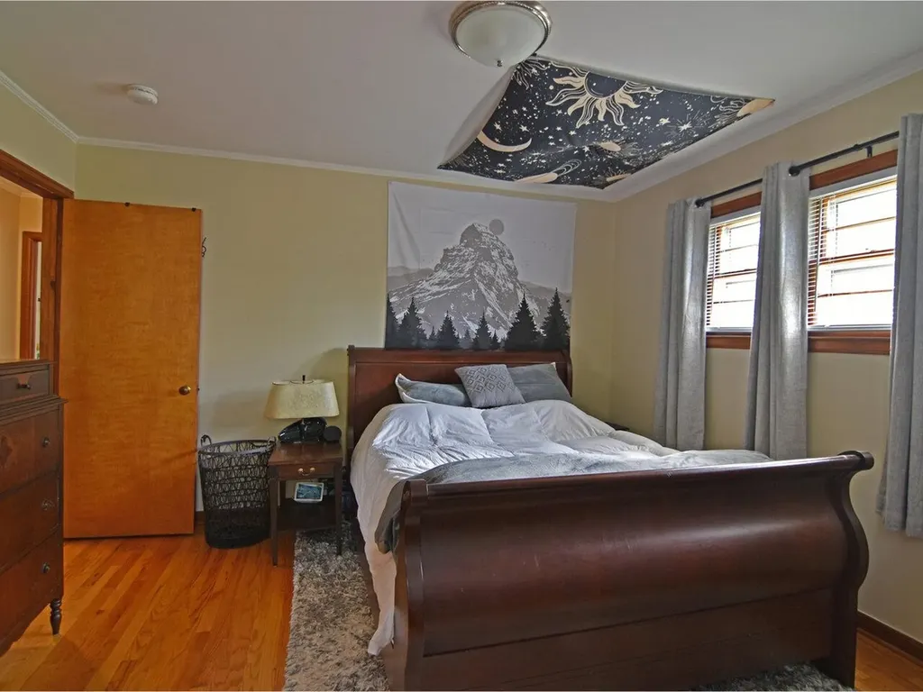 5-7 Iroquois Avenue Essex Junction VT 05452