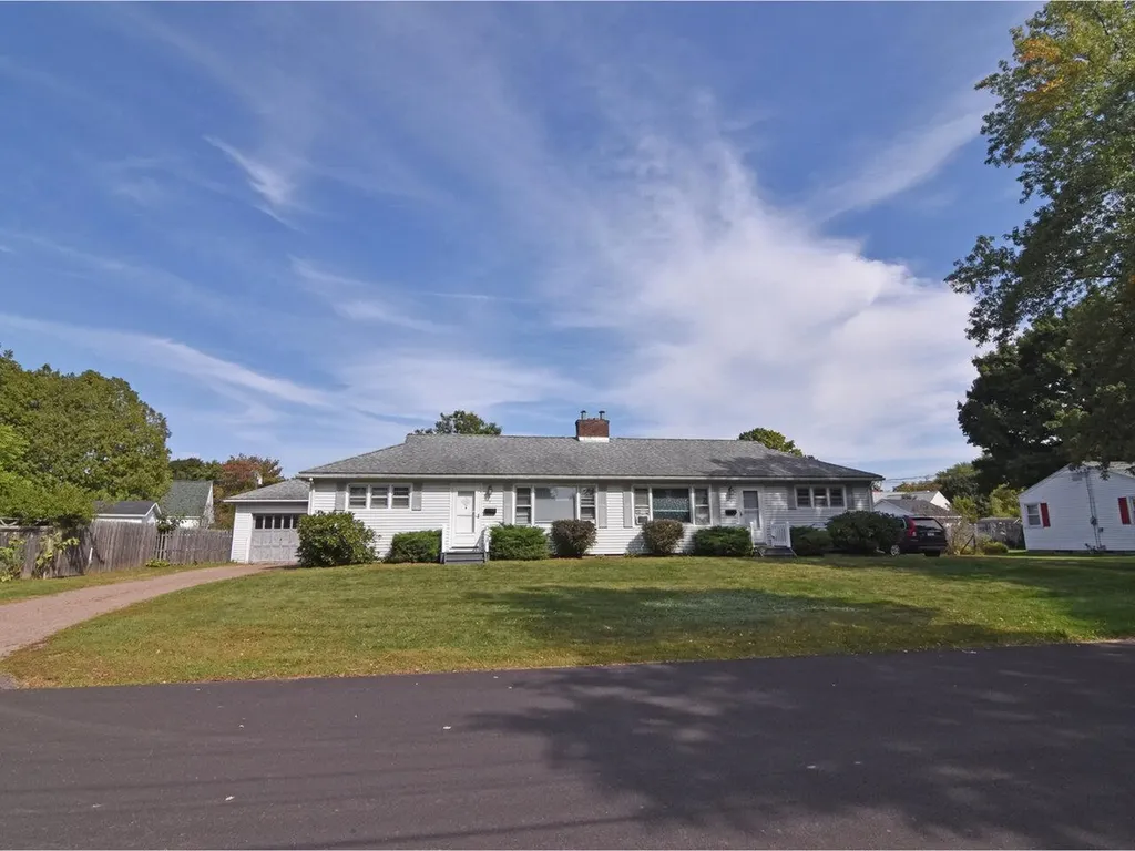 5-7 Iroquois Avenue Essex Junction VT 05452