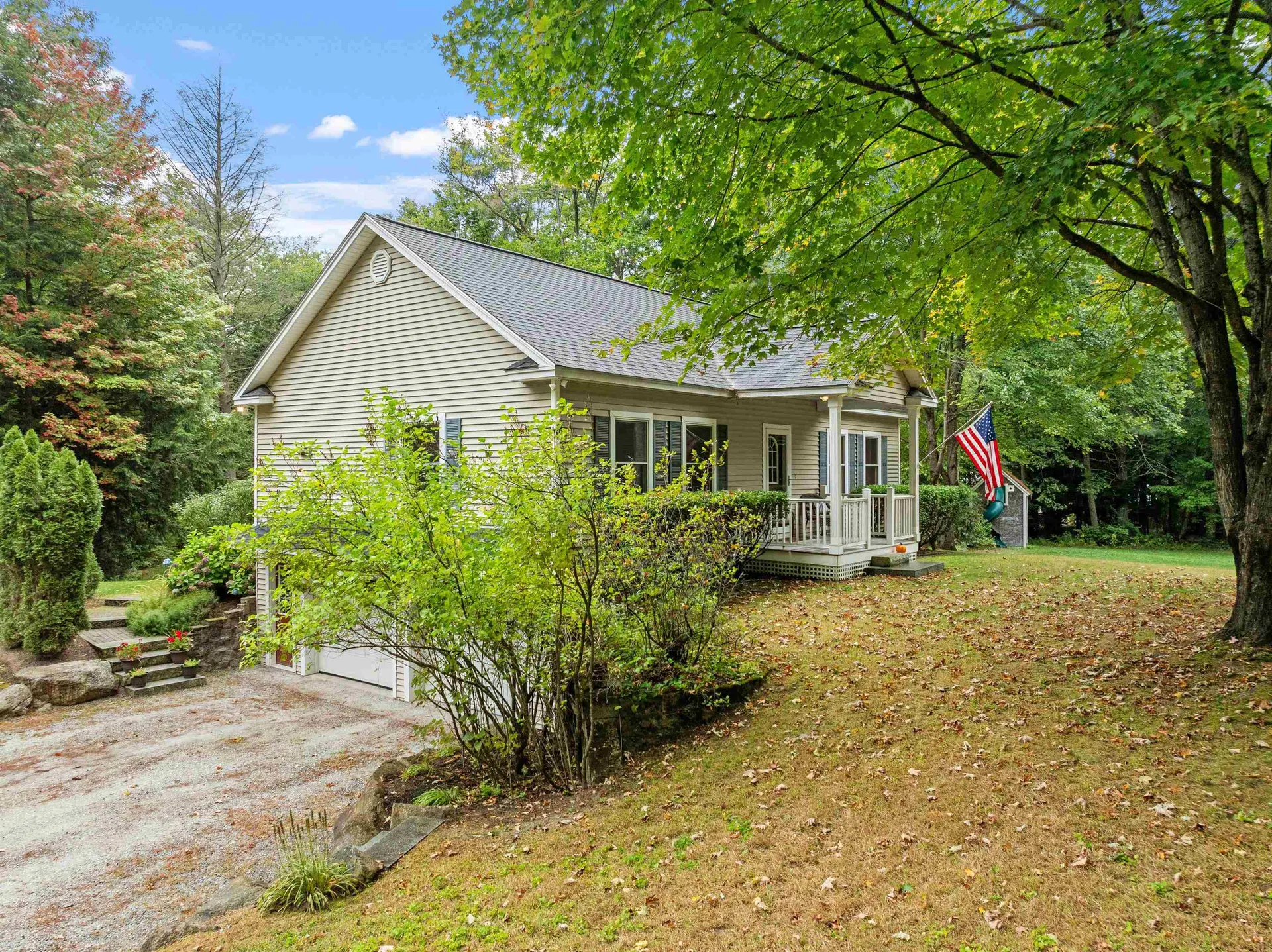 56 Davis Road Bradford NH 03221