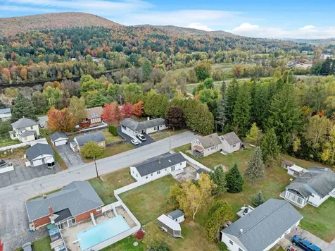 44 Countryside Avenue Berlin NH 03570