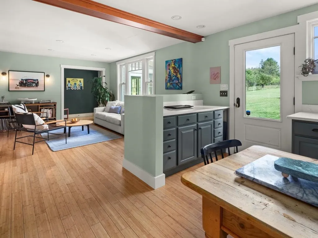 147 Beartown Road Underhill VT 05489