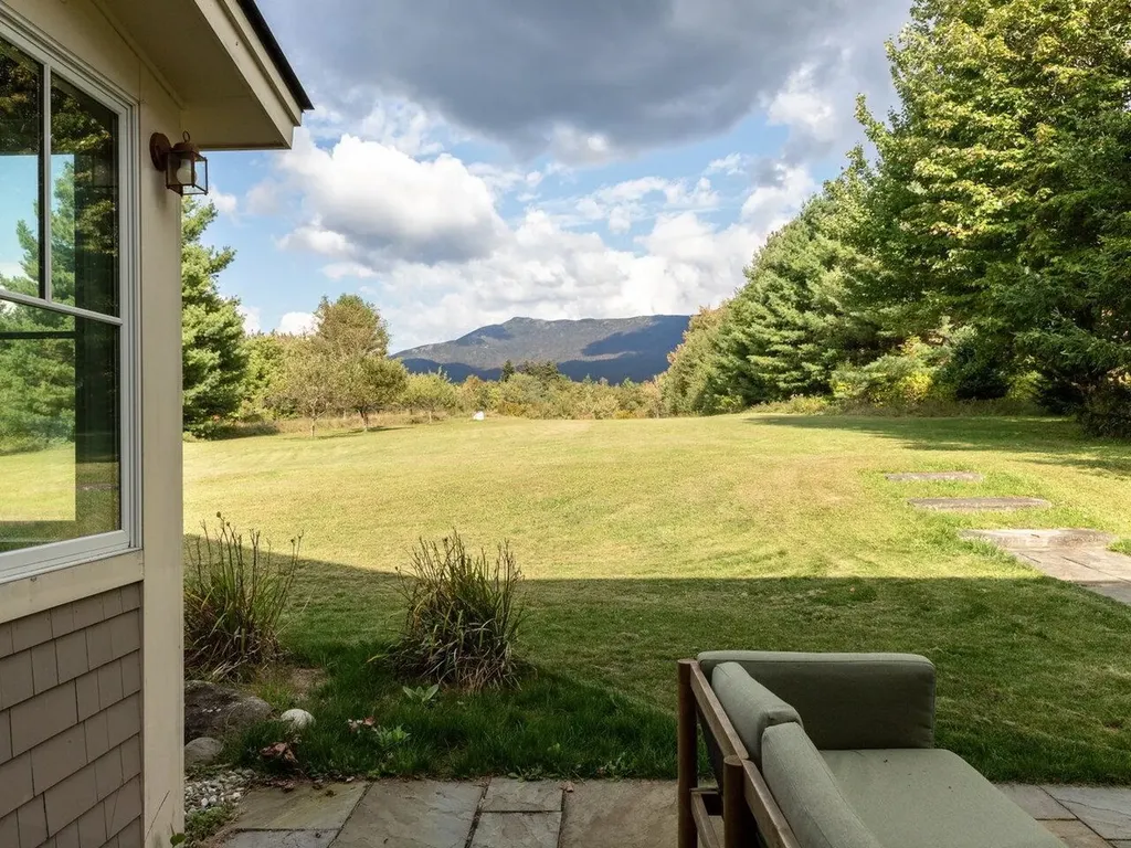 147 Beartown Road Underhill VT 05489