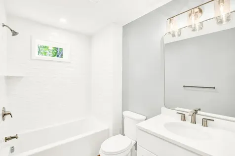 8 Banner Drive Dover NH 03820