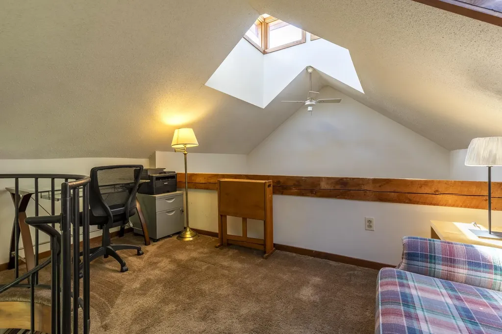 27 Lawrence Hill Road Weston VT 05161