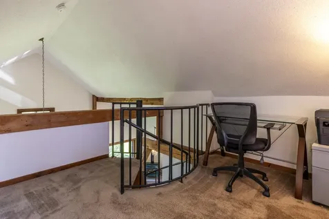 27 Lawrence Hill Road Weston VT 05161