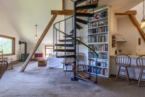 27 Lawrence Hill Road Weston VT 05161