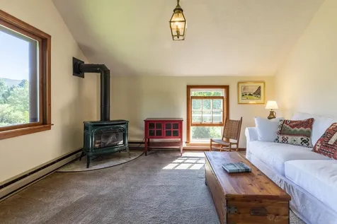 27 Lawrence Hill Road Weston VT 05161