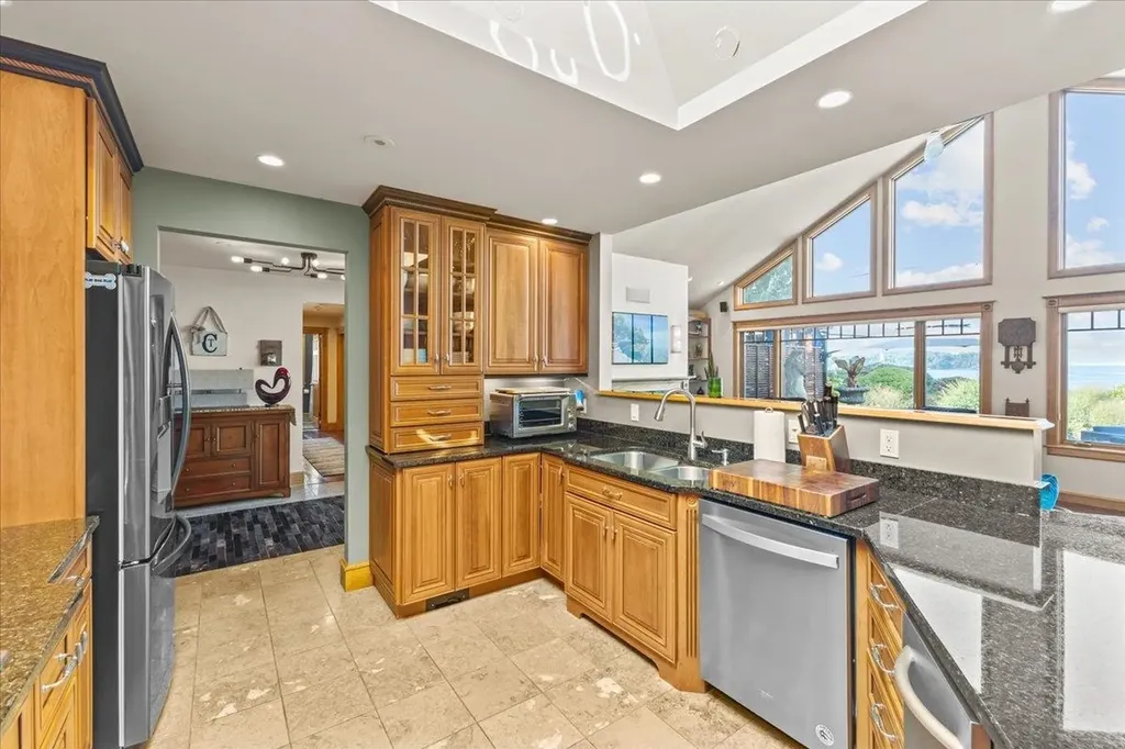 570 South Bay Circle Colchester VT 05446