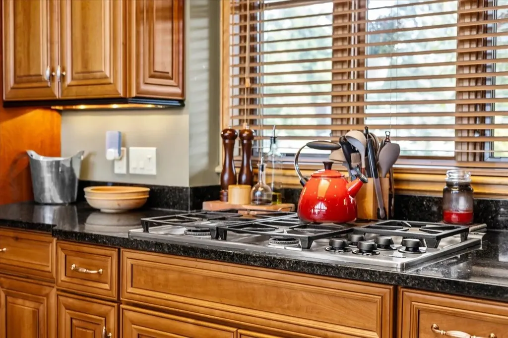 570 South Bay Circle Colchester VT 05446