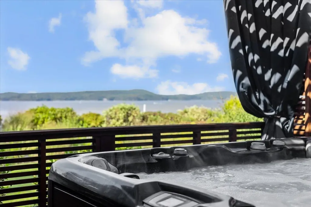 570 South Bay Circle Colchester VT 05446