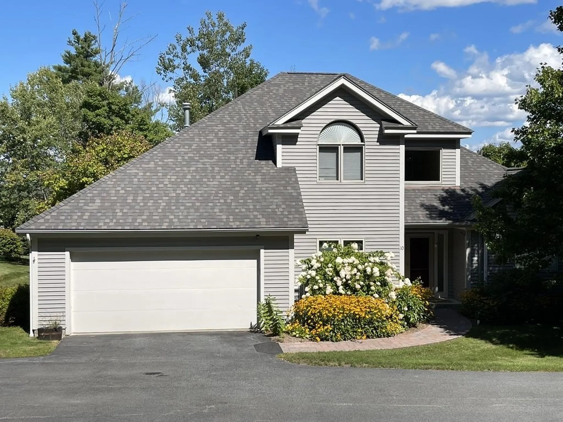 10 Sterling Springs Drive Hartford VT 05001