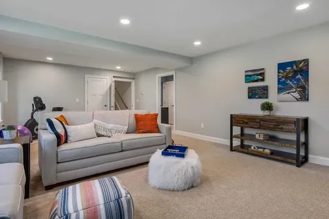 20 Van Etten Drive Greenland NH 03840