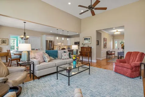 20 Van Etten Drive Greenland NH 03840