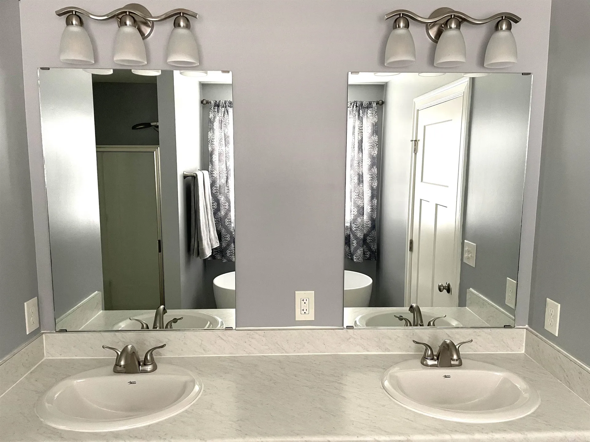 17 Nola Avenue Rochester NH 03867