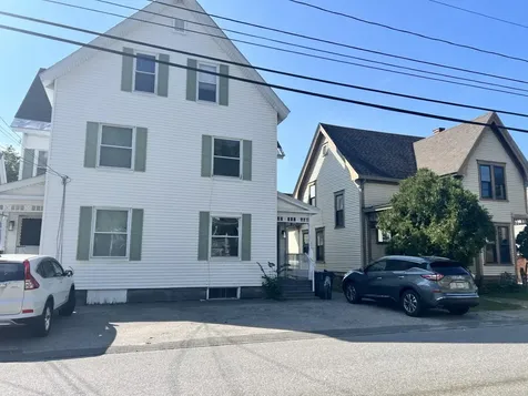 519 Lake Avenue Manchester NH 03103