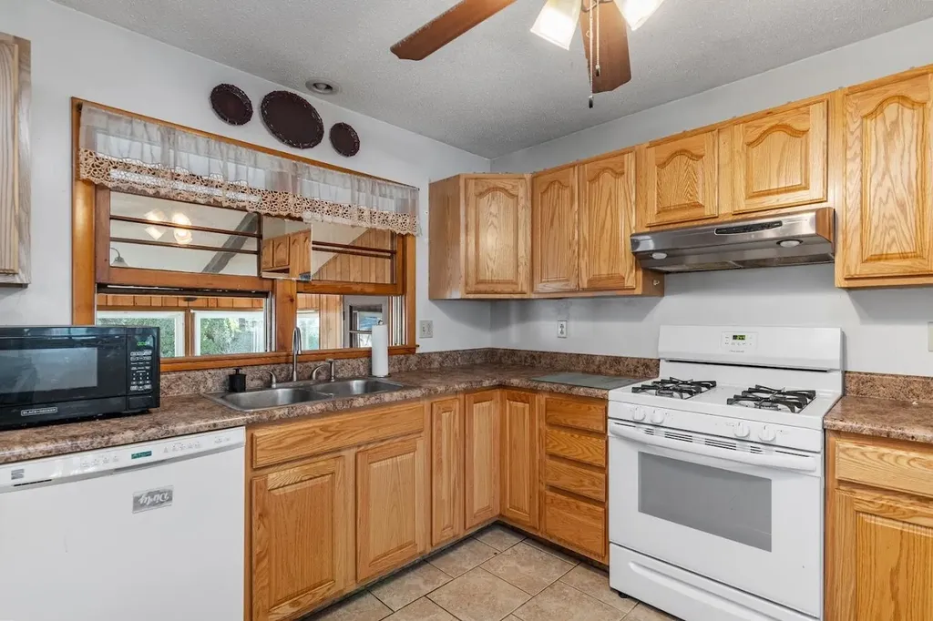 87 Farrington Parkway Burlington VT 05408