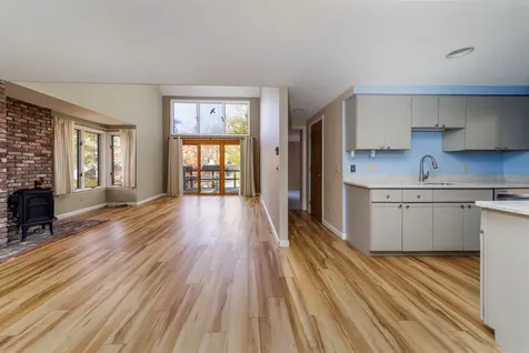 643 Marmot Lane Grantham NH 03753