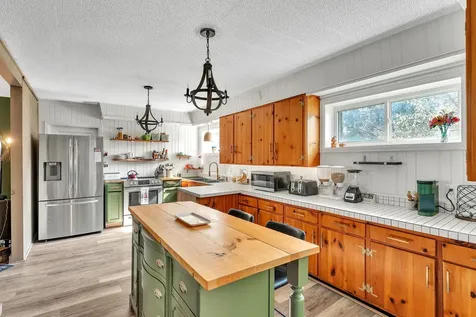 81 Hood Street Winooski VT 05404