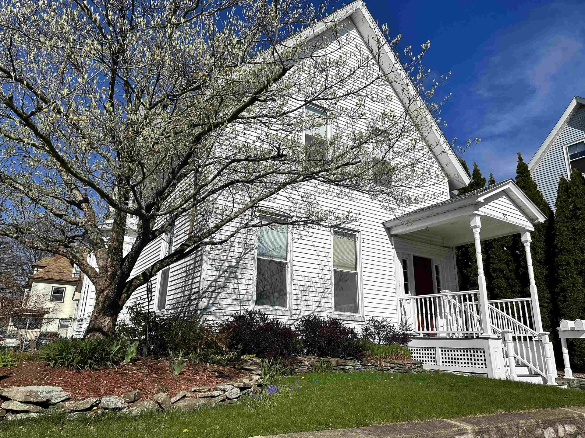 92 Ash Street Manchester NH 03104