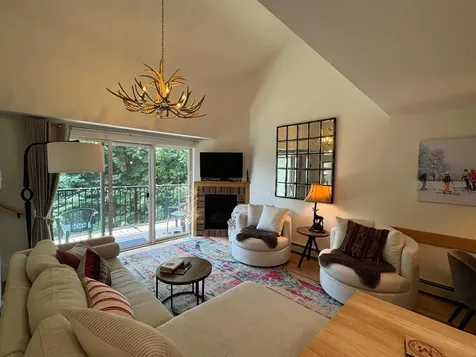 251 Mountainside Drive Warren VT 05674