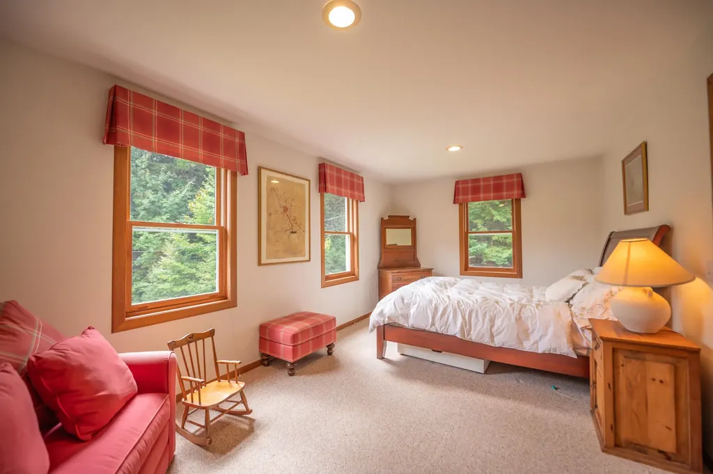 8 Challenger Hill Extension Dover VT 05356