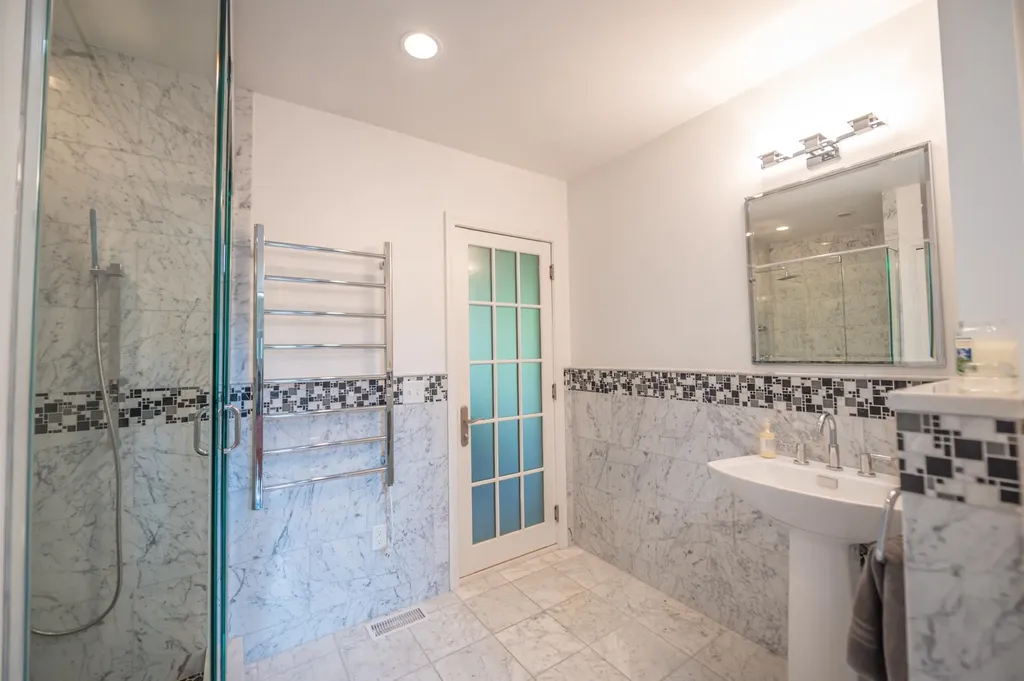 8 Challenger Hill Extension Dover VT 05356