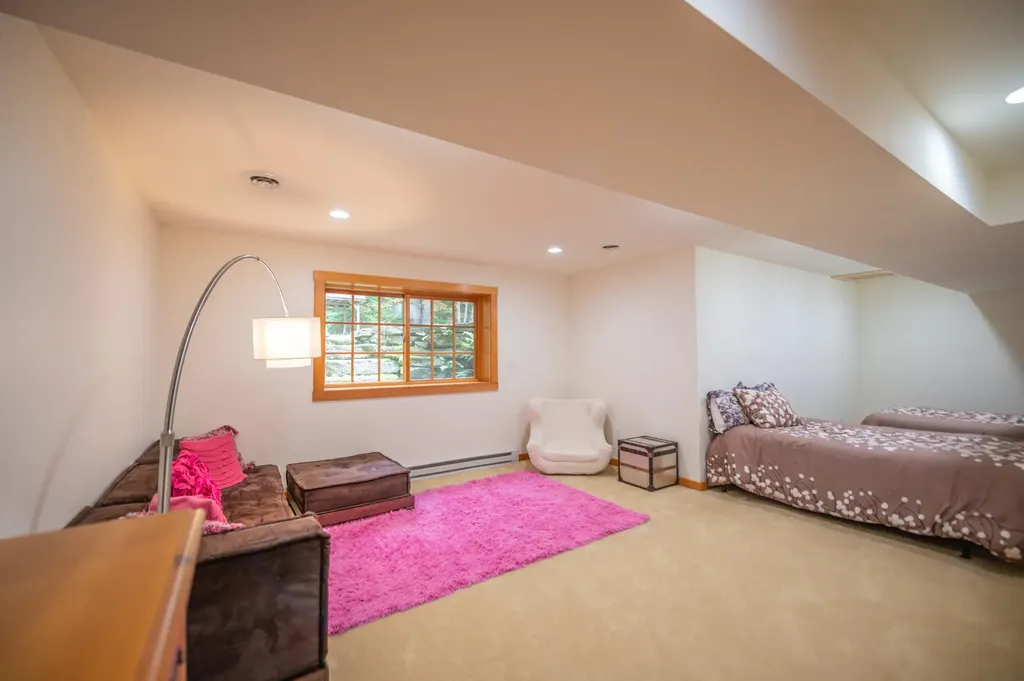 8 Challenger Hill Extension Dover VT 05356