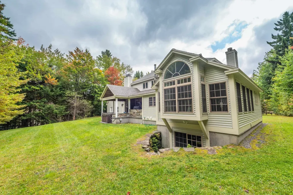 8 Challenger Hill Extension Dover VT 05356