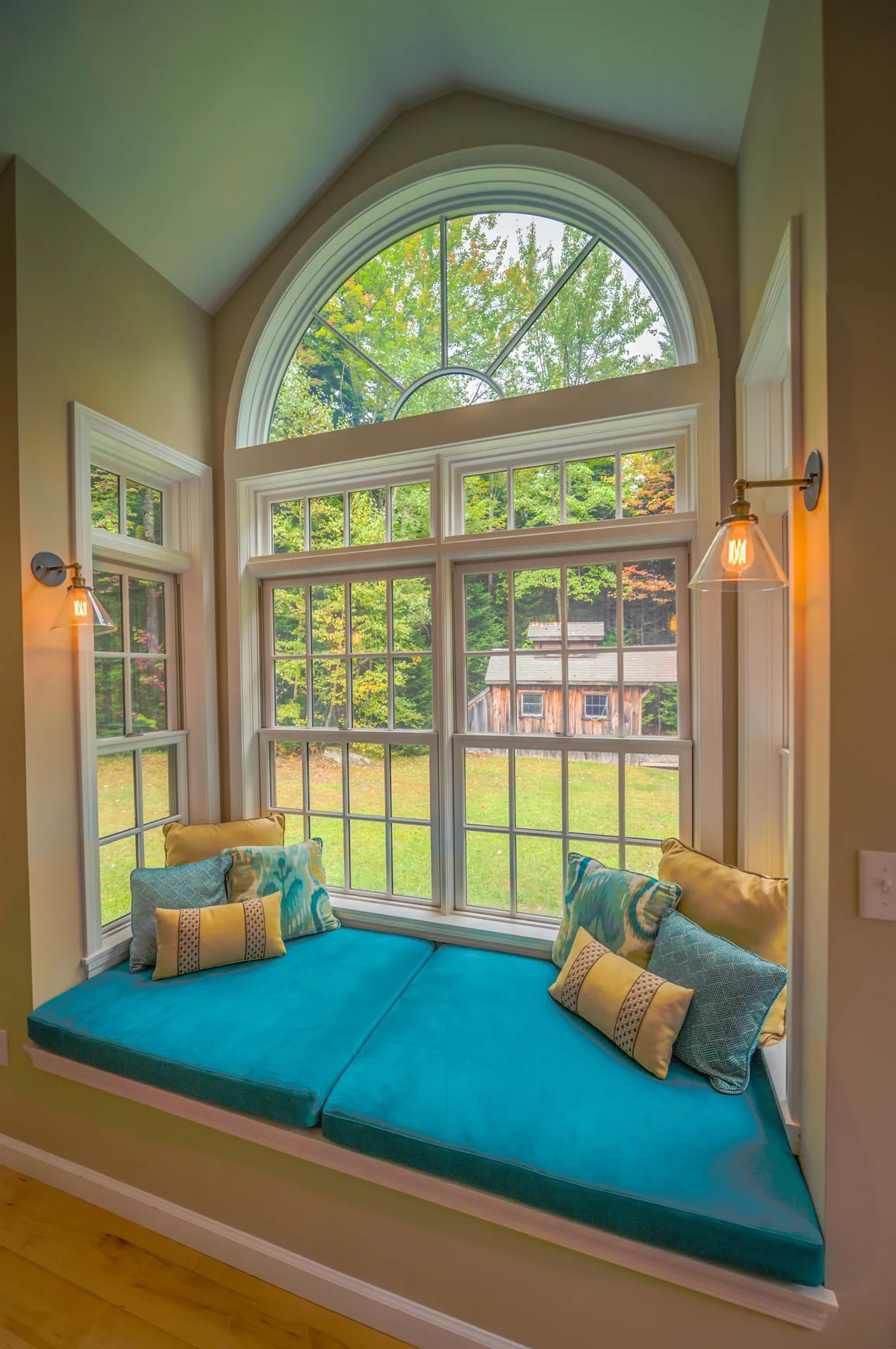 8 Challenger Hill Extension Dover VT 05356