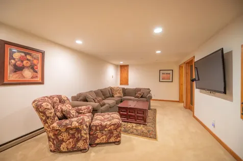 8 Challenger Hill Extension Dover VT 05356