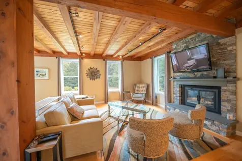 8 Challenger Hill Extension Dover VT 05356