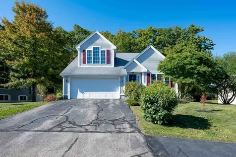 29 Augusta Way Dover NH 03820